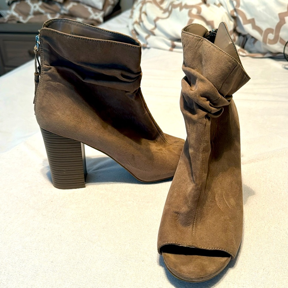 Open toed booties